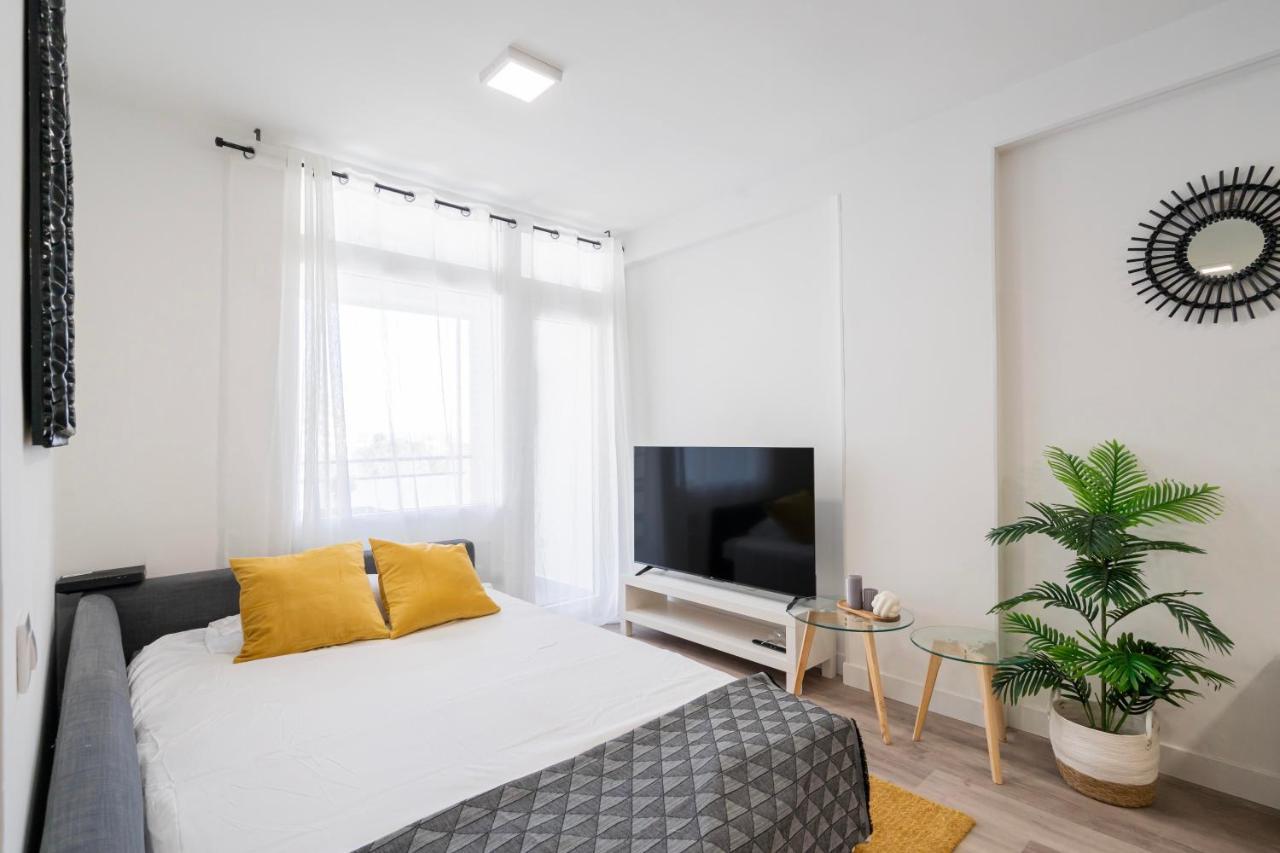 For You Rentals Moderno Apartamento Temporal Cerca Zoo Y Del Parque De Atracciones Ceb76 Мадрид Экстерьер фото